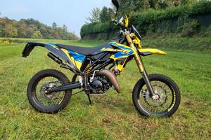 Suzuki Valenti S01 50 - 2023