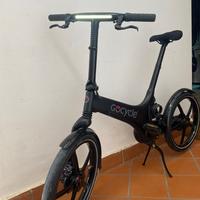 Bicicletta elettrica pieghevole