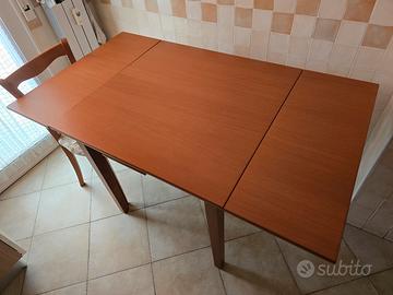 Tavolo cucina con 4 sedie