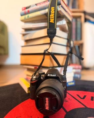 Nikon D3200 completa di obbiettivo