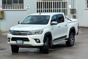 Hilux 2.4 D-4D Executive 4x4, unico proprietario