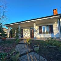 Ampia Villa Singola con giardino privato