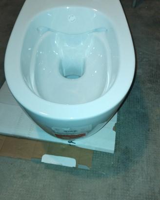 vaso wc sospeso 