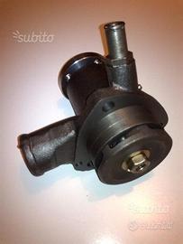 Pompa dell'acqua per trattori Steyr