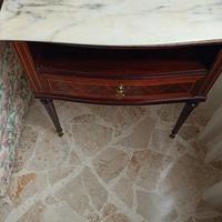 COMODINO CON PIANO IN MARMO E CASSETTO 