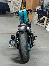 Honda Shadow 600 bobber