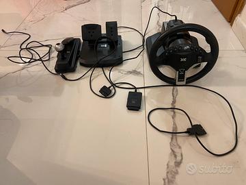 Volante pedaliera e cambio per PlayStation 2