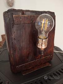 lampada da tavolo  