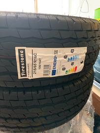 Gomme 215/65/16 c firestone estive