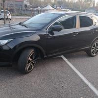 Nissan  Qashqai  Tekna  1.6 DCI  2Wd Tiptronic