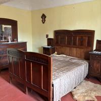 Letto matrimoniale antico