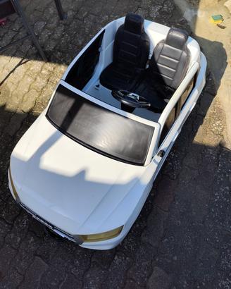 auto q5 per bambini