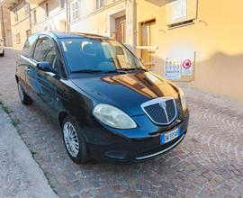 Lancia Ypsilon 1.2 Versus