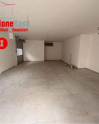 Immobile di 60 m² con 1 locale a Nola