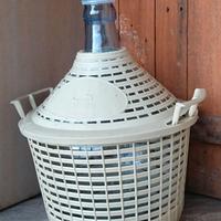 Damigiana da 5 litri pulita e senza scheggiature