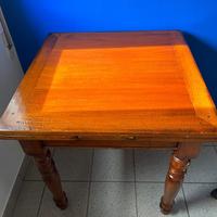 Tavolo modello tedesca