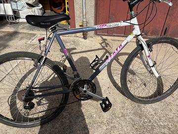 Bici Atala