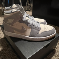 Nike Air Jordan 1 Grigio Chiaro Taglia 43 Nuovo