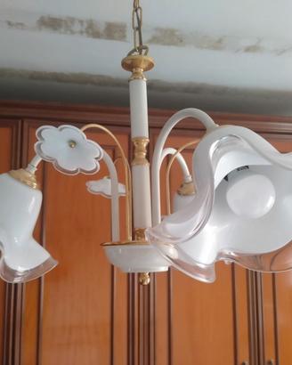 Lampadario e due abat jour