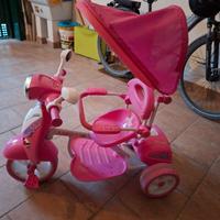 Triciclo rosa