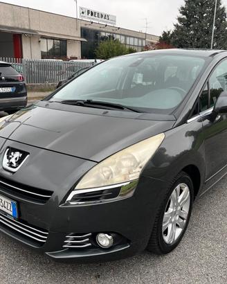 Peugeot 5008 1.6 HDi 112CV Active