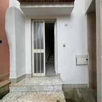 S/indipendente 80 mq con deposito-vitulazio