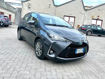 Toyota Yaris 1.5 Hybrid 5 porte Active Navigatore 