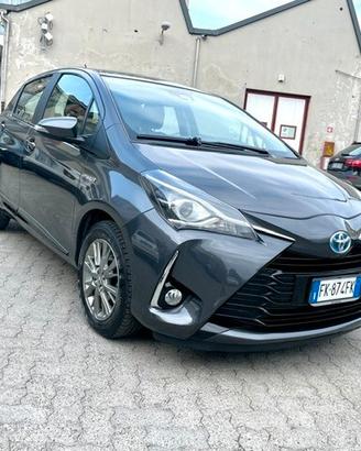 Toyota Yaris 1.5 Hybrid 5 porte Active Navigatore 