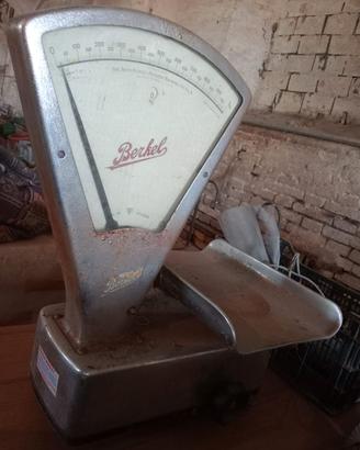 bilancia Berkel 5 kg antica