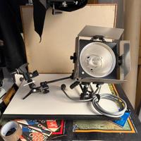 Proiettore per illuminazione fotografica