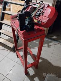 Sega circolare ed attrezzaure