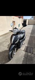 Piaggio Beverly 125 