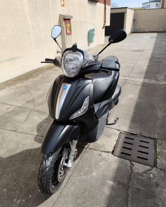 Piaggio Beverly 125 