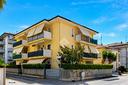 3-locali-a-alba-adriatica