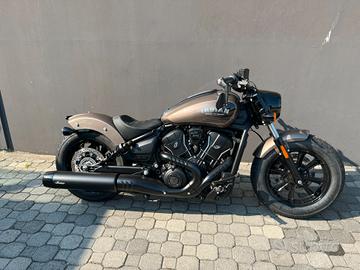 Indian Scout Bobber Limited + Tech