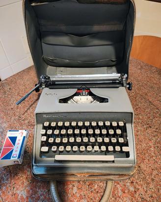Macchina da Scrivere Remington Travel Riter Deluxe
