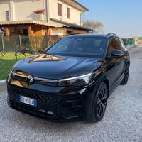Tiguan R LINE edition Plus 2025