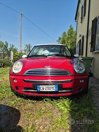 Mini Cooper R50 anno 2005
