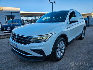 Volkswagen Tiguan 2.0 TDI 150 CV SCR DSG Elegance