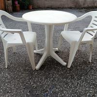Tavolino da esterno