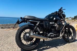 Moto guzzi v7 II stone