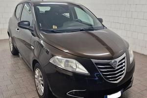 Ypsilon 5 porte N. Y 1.2 BZ. L1 ORO 5P