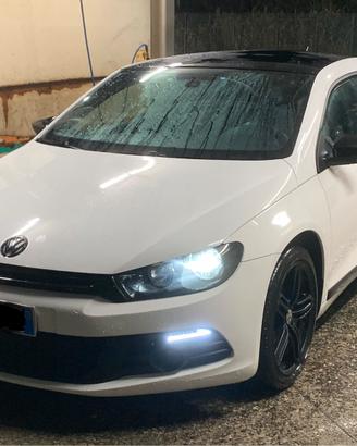 VW SCIROCCO 2.0 tdi 140 cv