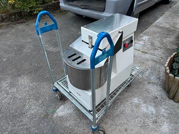 Impastatrice a spirale professionale NT20