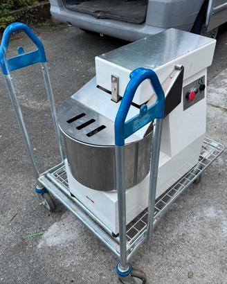 Impastatrice a spirale professionale NT20