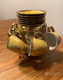 Espositore teiera+6 tazze e piattini in porcellana