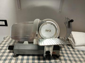 affettatrice CAD 