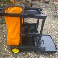 Carrello per pulizie
