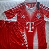 Completo casa Bayern Monaco 2025/2026