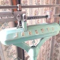 Antica pesa bilancia pesapersone farmacia Janetti